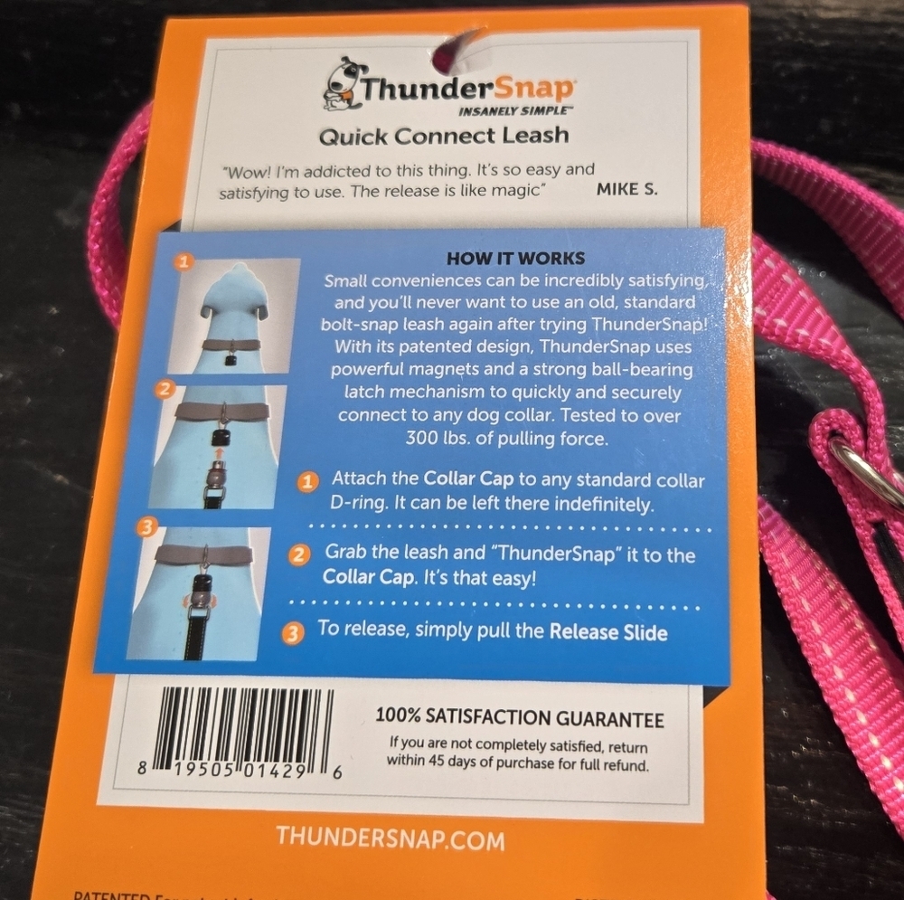 Thundersnap Pink Quick-Connect Dog Leash - Picture 3 of 3